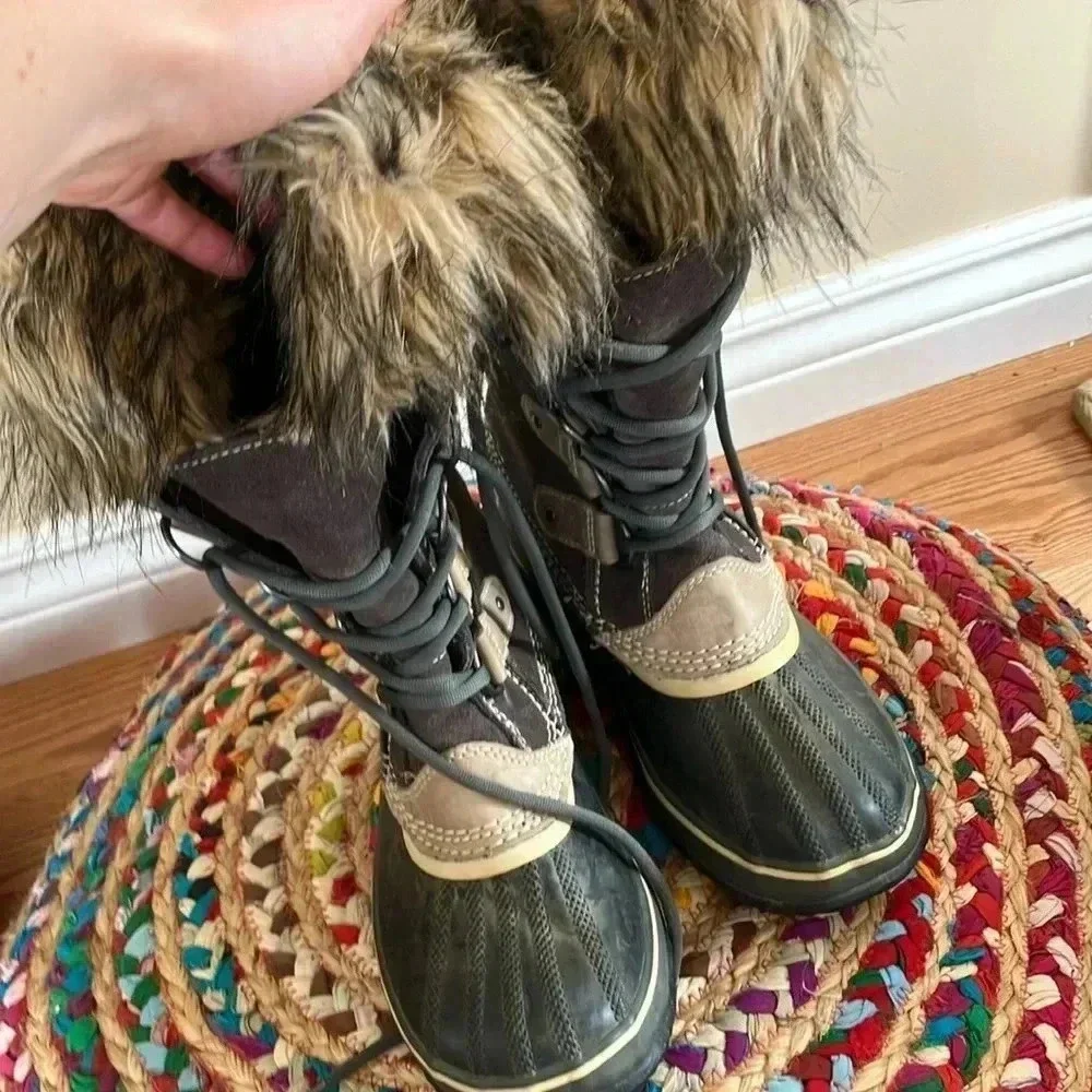 Sorel Waterproof Suede Leather Snow Boots - Picture 1 of 6